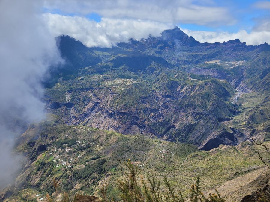 Blick vom Aussichtspunkt Le Maïdo in den Cirque de Mafate